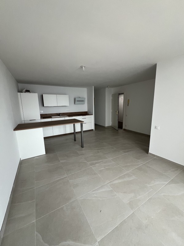  Rénovation complet d’un appartement en première ligne vue mer dans la ville de Sete