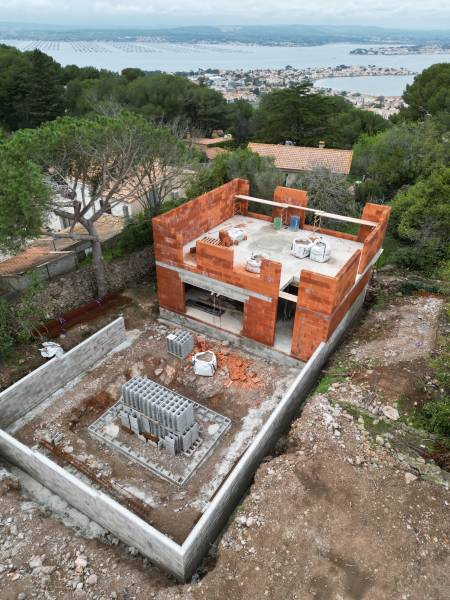 construction brique R+1