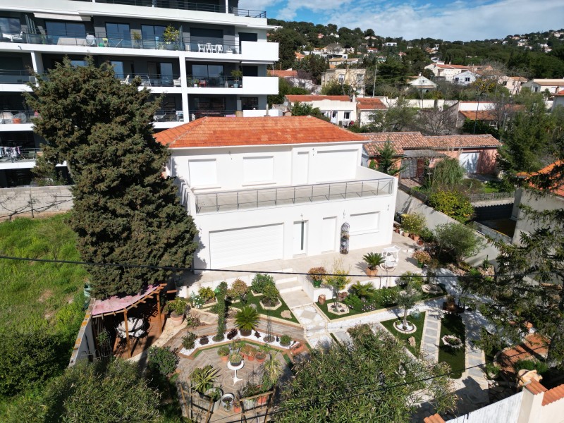 Construction d’une extension avec rénovation d’une villa des années 70 - Bas de Saint-Clair, Sète