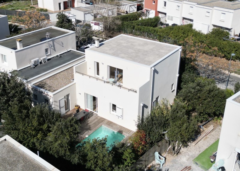 Agrandissez votre maison avec une extension lumineuse et moderne à Sète